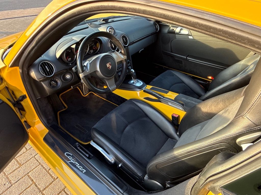 Porsche Cayman 2009