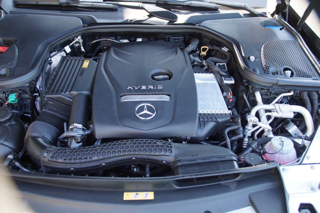 Mercedes-Benz E 300 2022