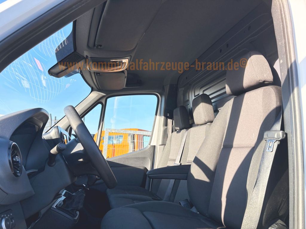 Mercedes-Benz Sprinter 2024