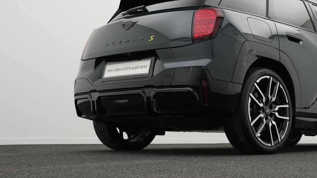 MINI Aceman 2024
