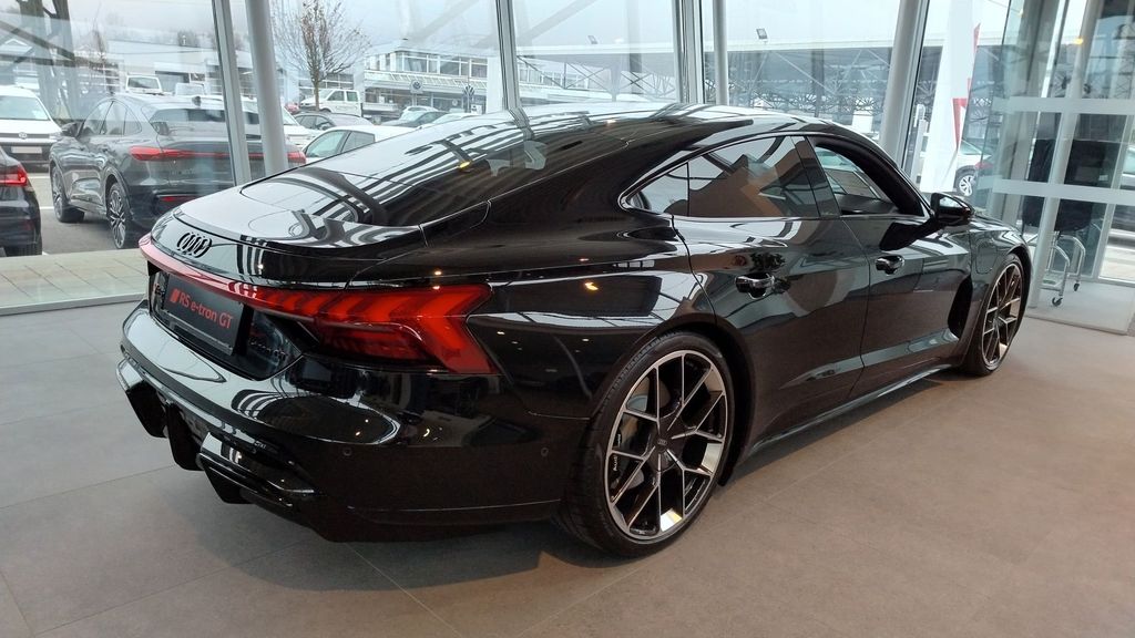 Audi RS e-tron GT