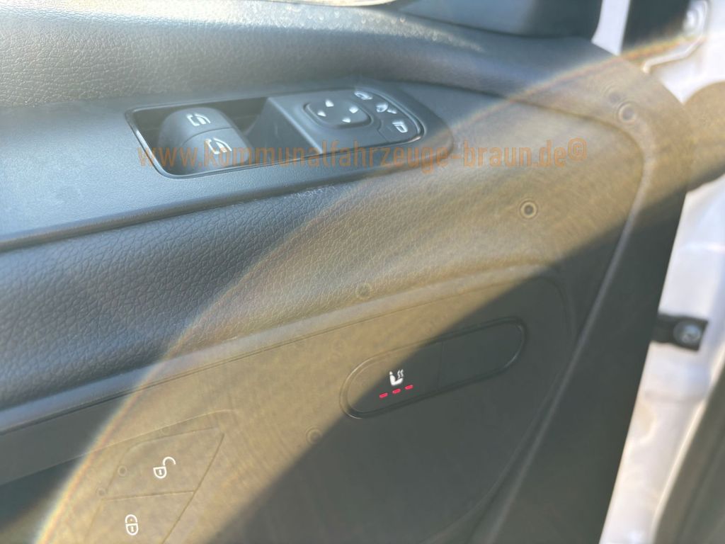 Mercedes-Benz Sprinter 2024