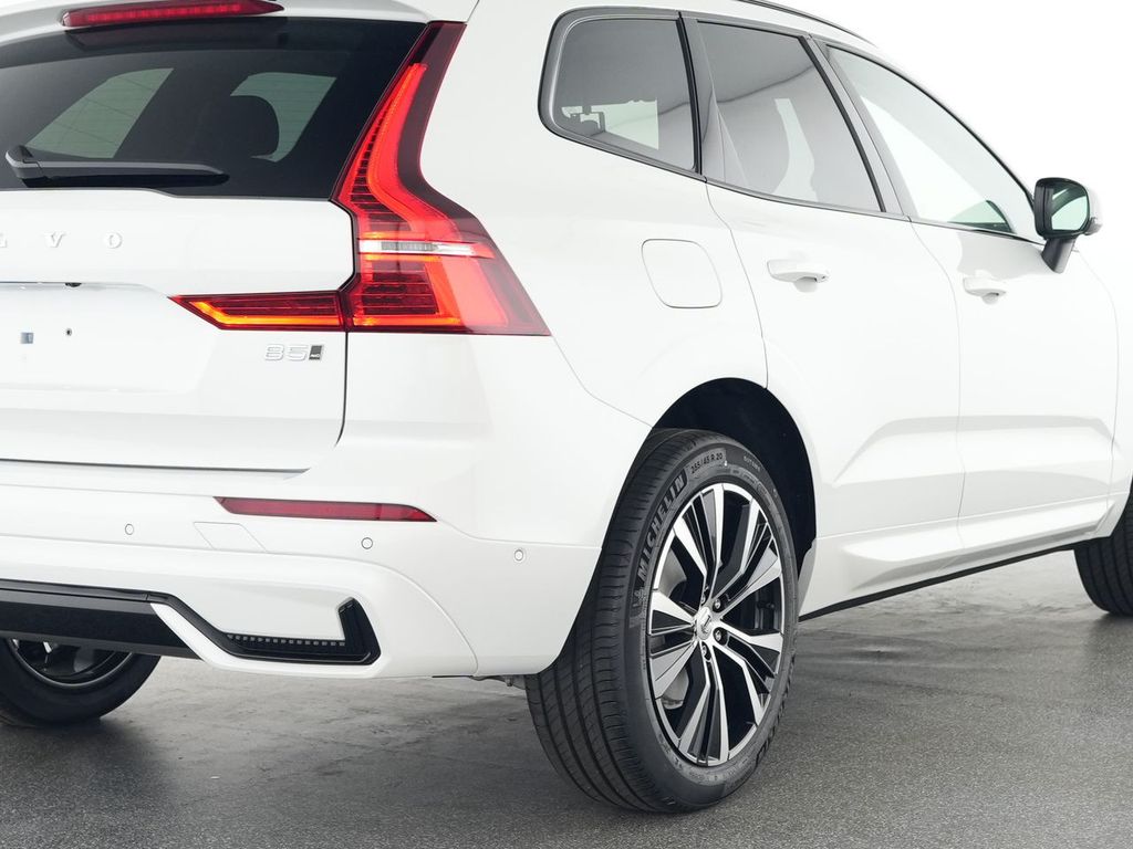 Volvo XC60 2025