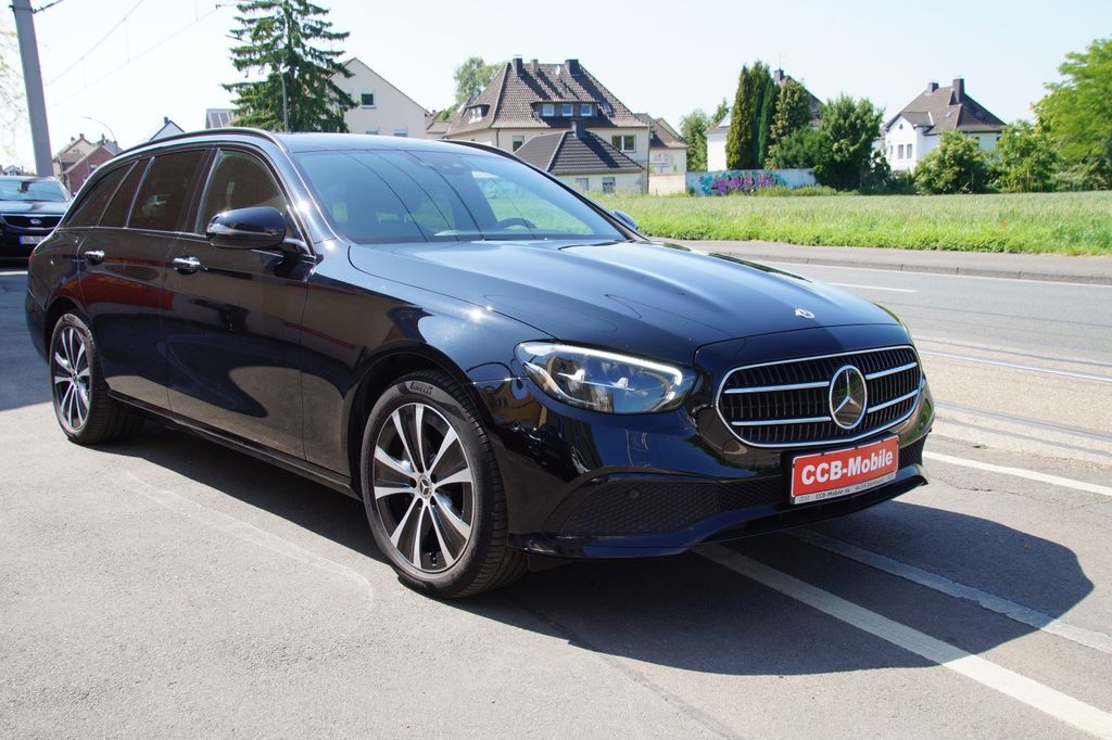 Mercedes-Benz E 300 2022