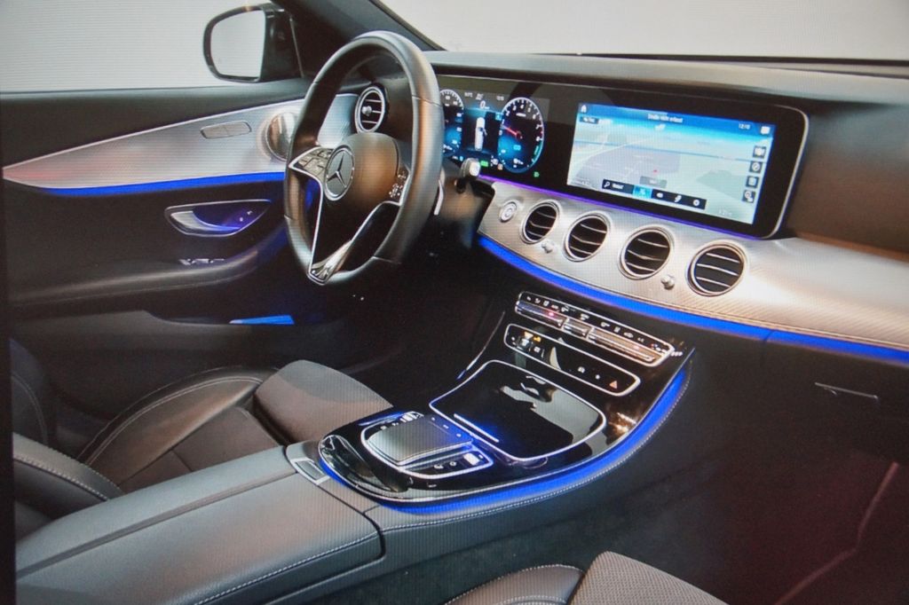 Mercedes-Benz E 300 2022