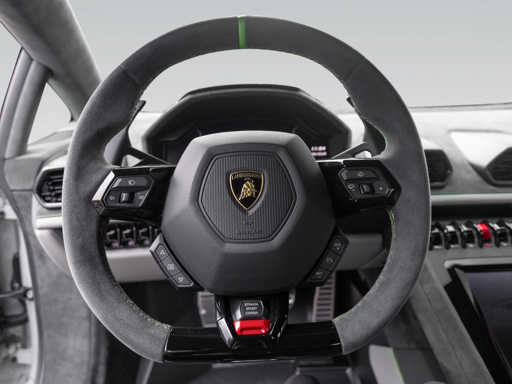 Lamborghini Huracán 2024