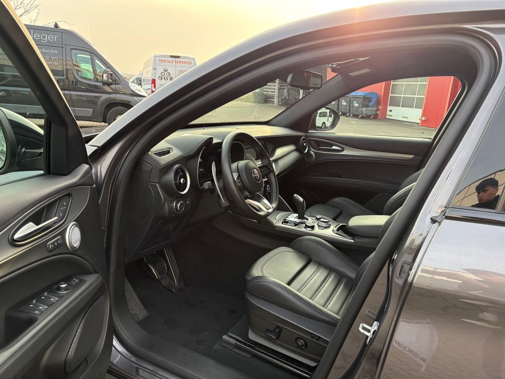 Alfa Romeo Stelvio 2024