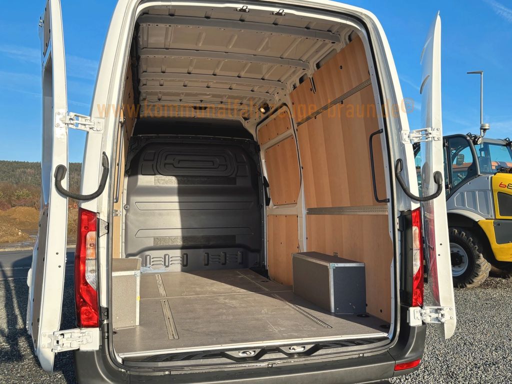 Mercedes-Benz Sprinter 2024