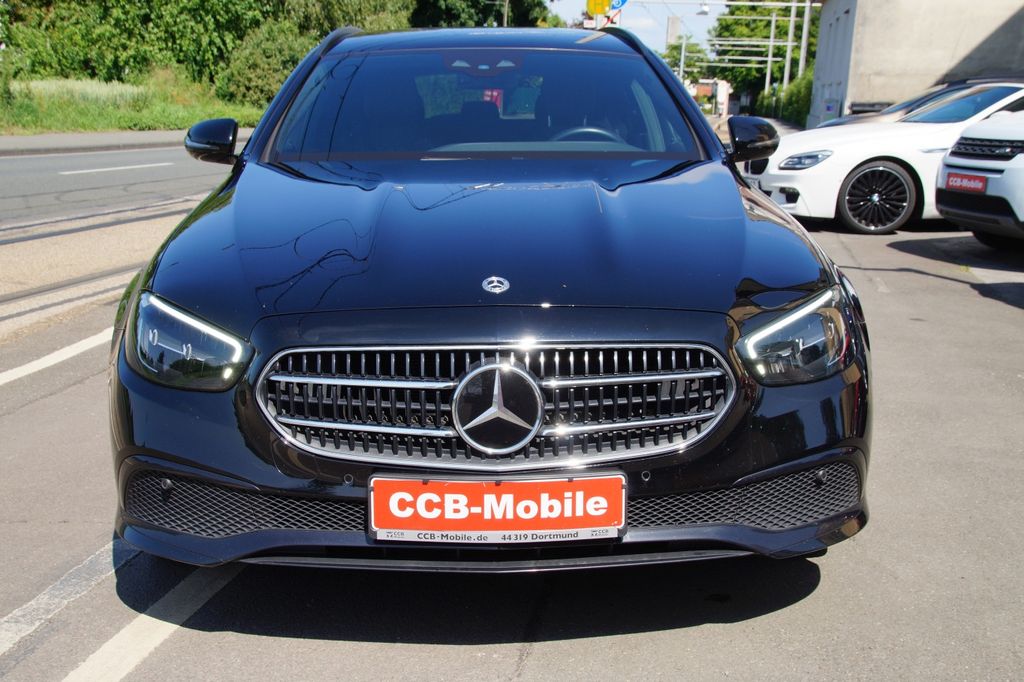 Mercedes-Benz E 300 2022