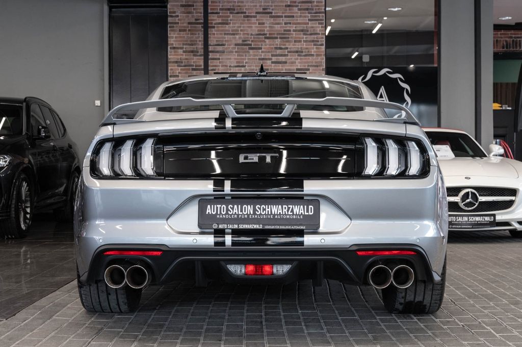 Ford Mustang 2021