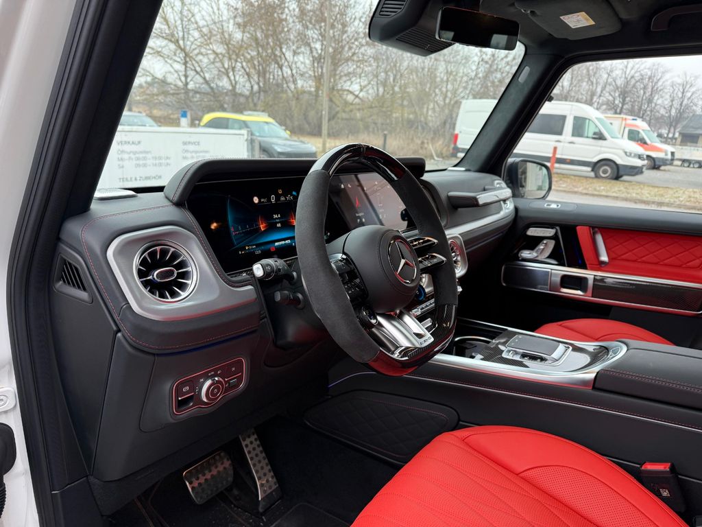 Mercedes-Benz G 63 AMG 2025