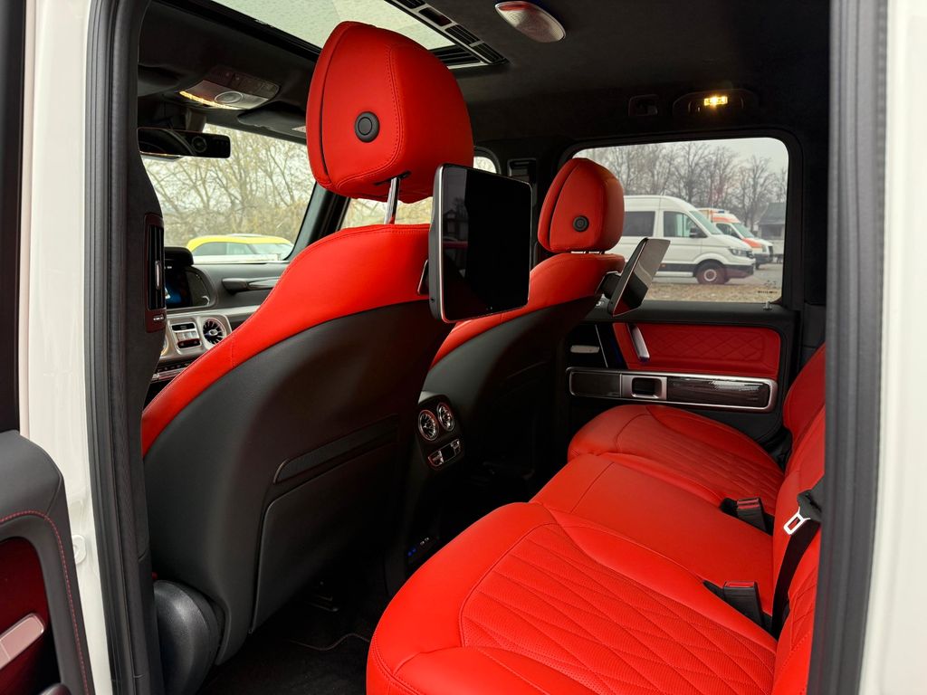 Mercedes-Benz G 63 AMG 2025