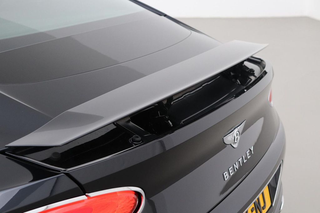 Bentley Continental GT 2024