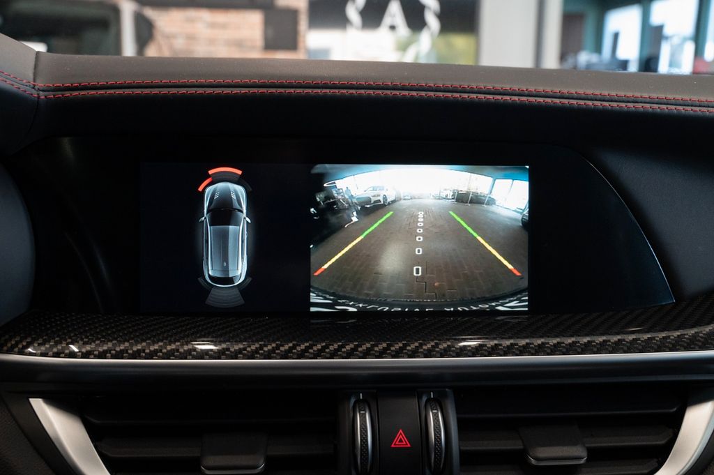 Alfa Romeo Stelvio 2021