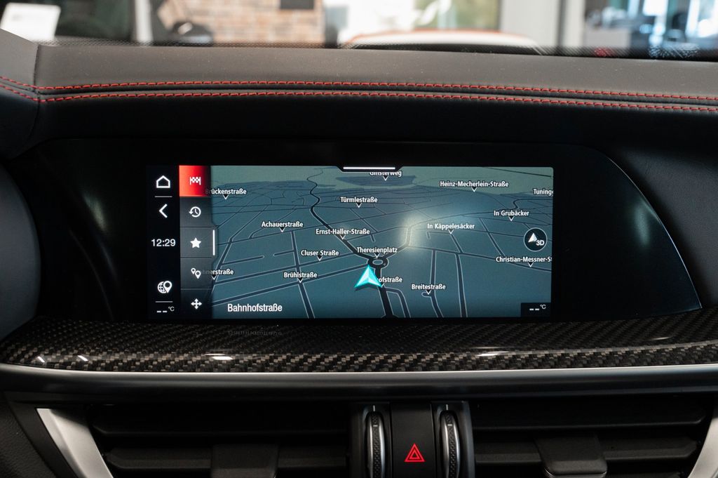 Alfa Romeo Stelvio 2021