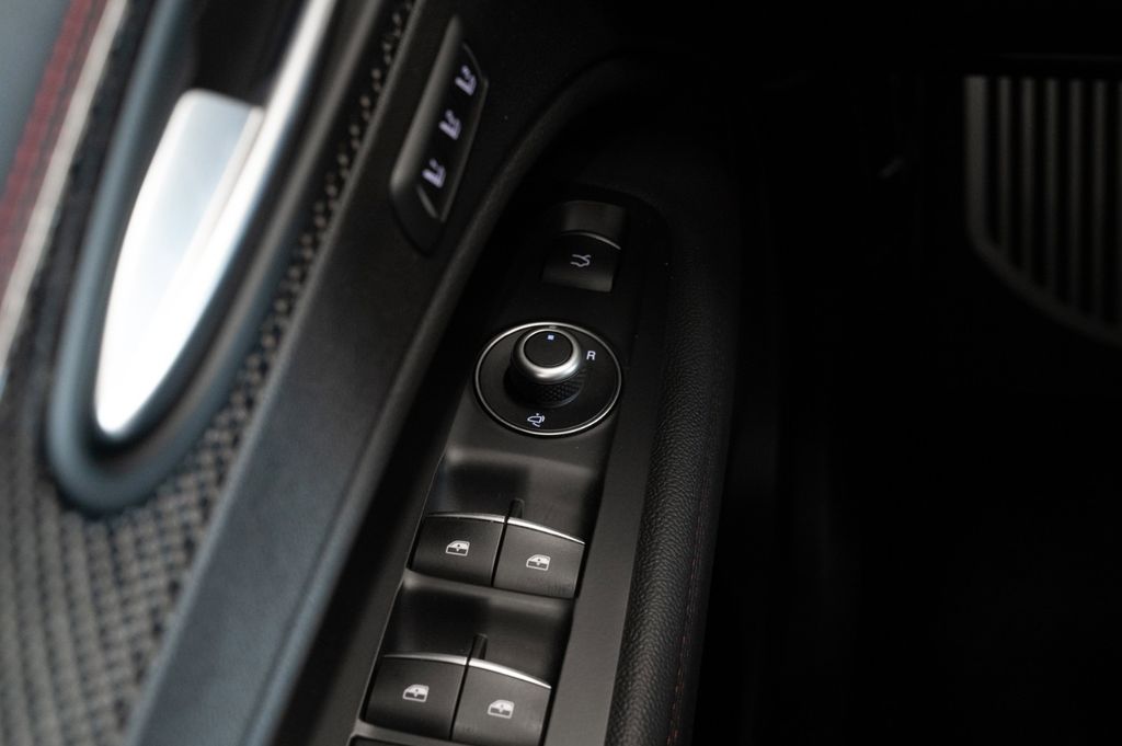 Alfa Romeo Stelvio 2021