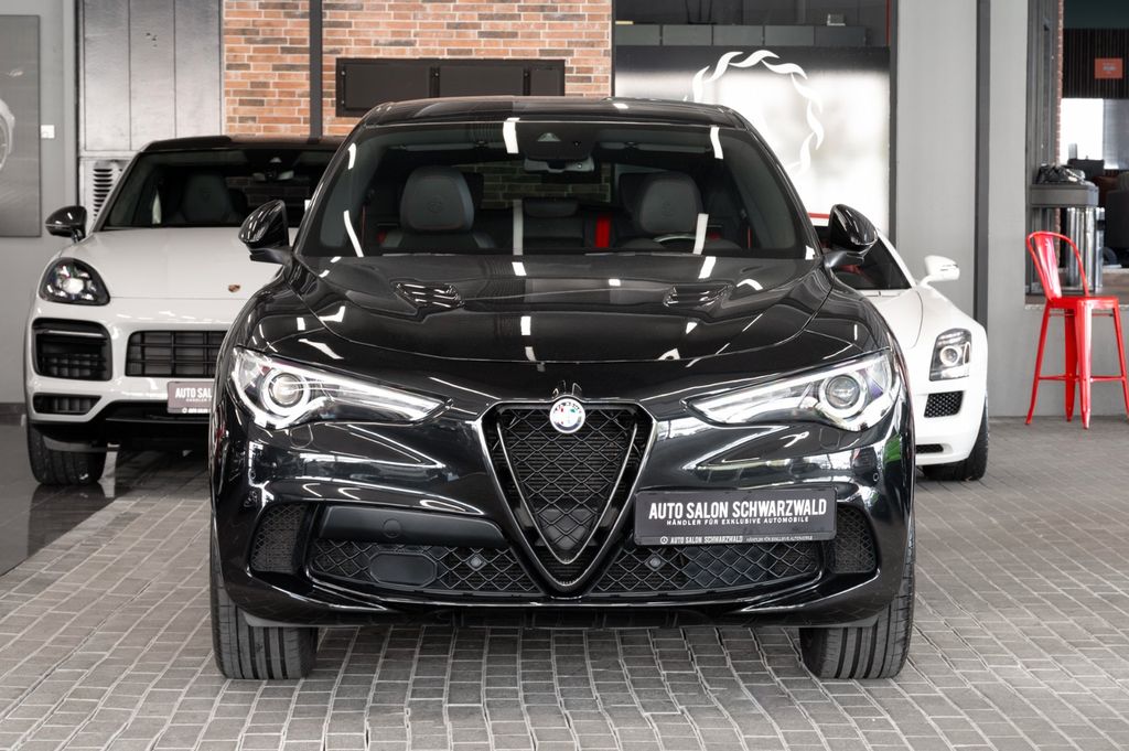Alfa Romeo Stelvio 2021