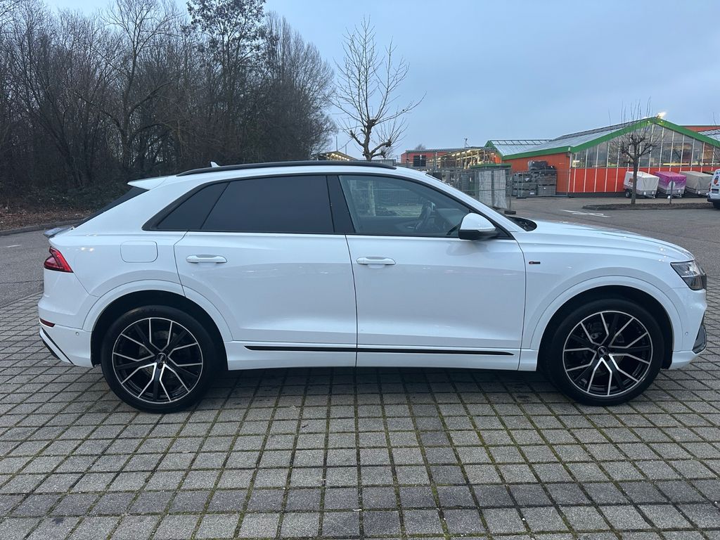 Audi Q8 2019