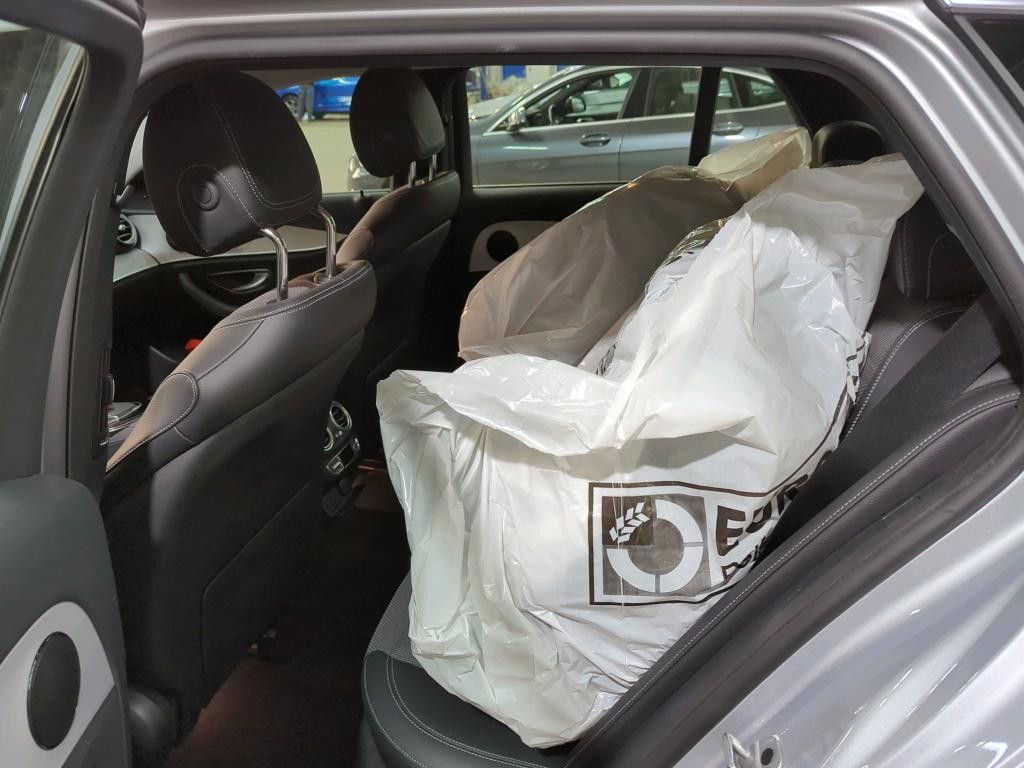 Mercedes-Benz E 220 2023