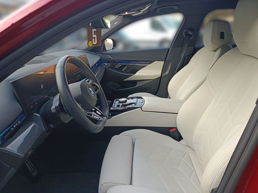 BMW i5 2024
