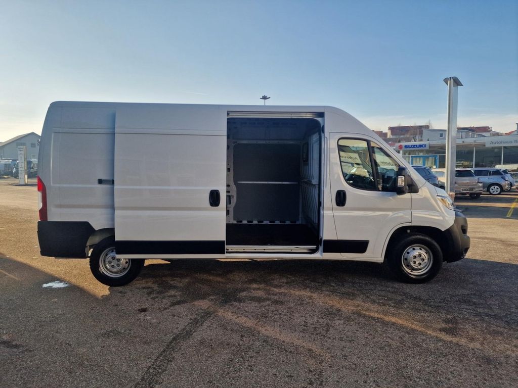 Opel Movano 2024