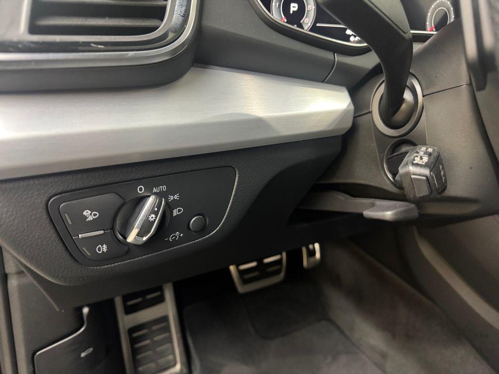 Audi SQ5 2023