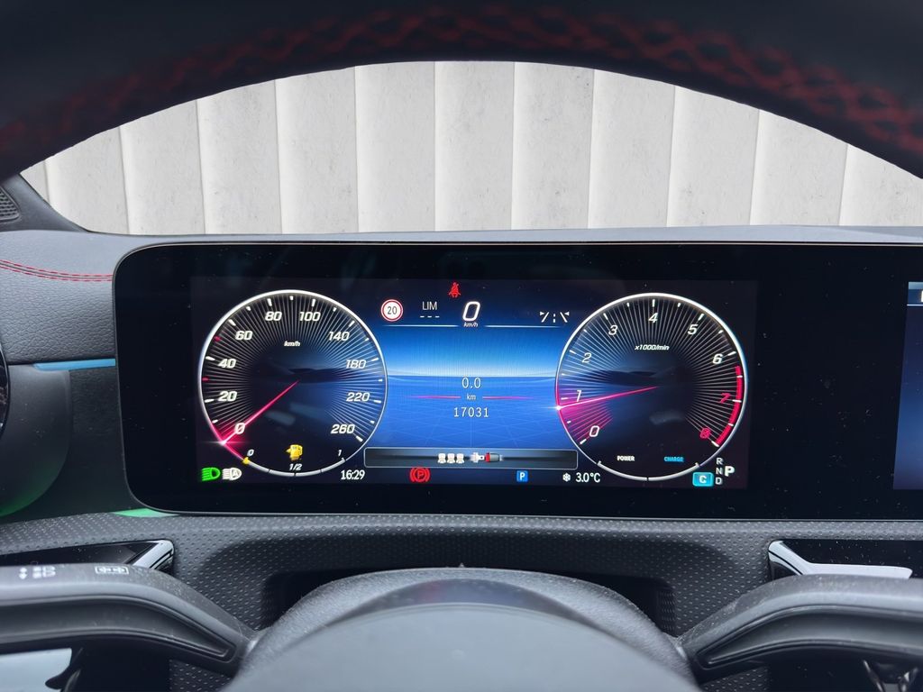 Mercedes-Benz CLA 200 2024
