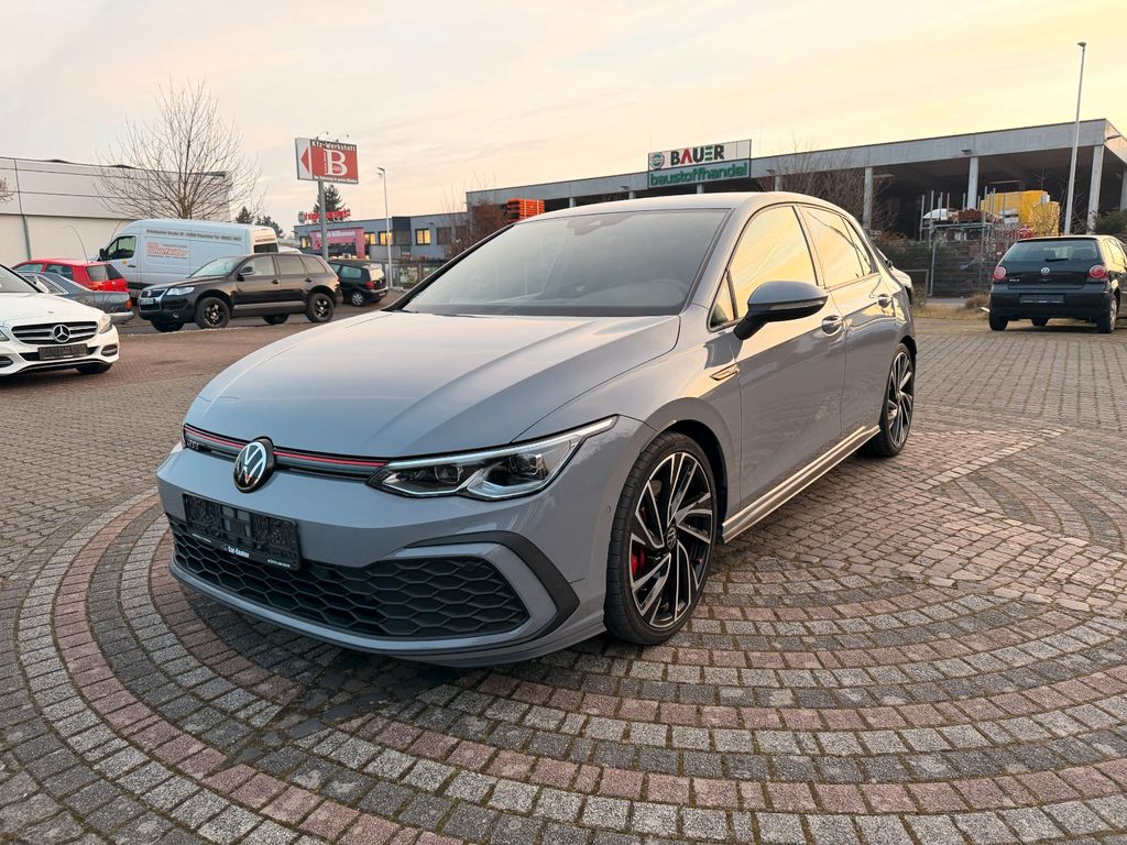 Volkswagen Golf 2021