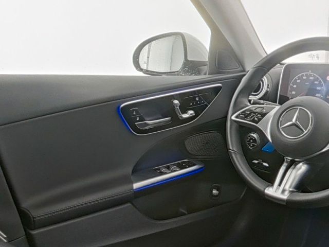 Mercedes-Benz C 200 2024