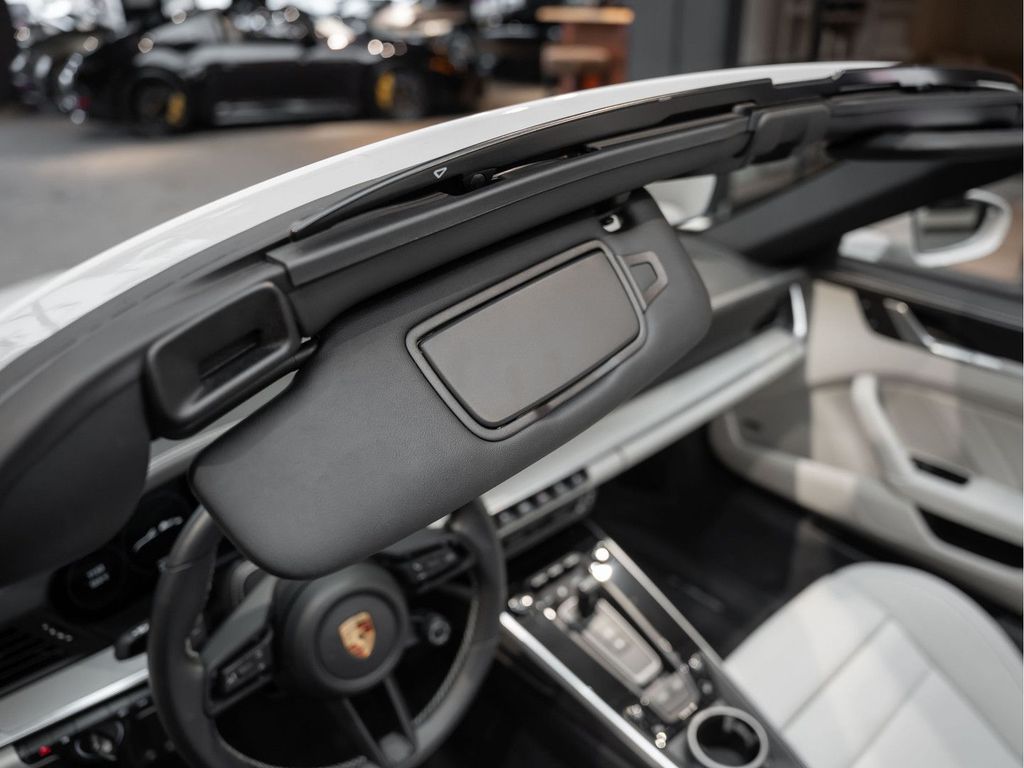 Porsche 992 2022
