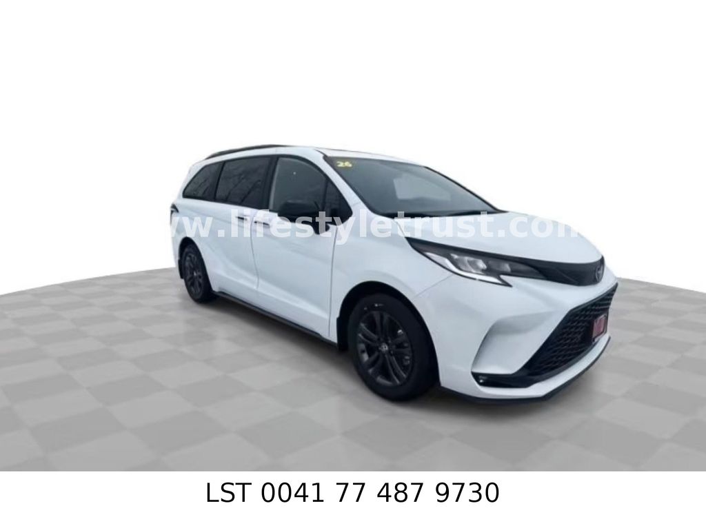 Toyota Sienna 2025