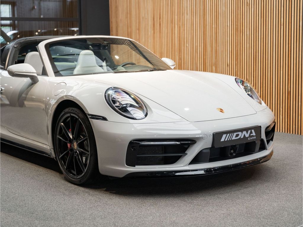 Porsche 992 2022