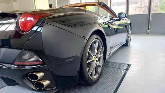 Ferrari California 2012