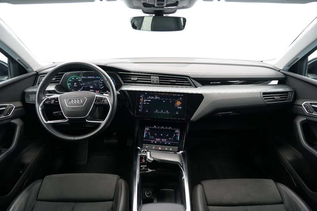 Audi e-tron 2022