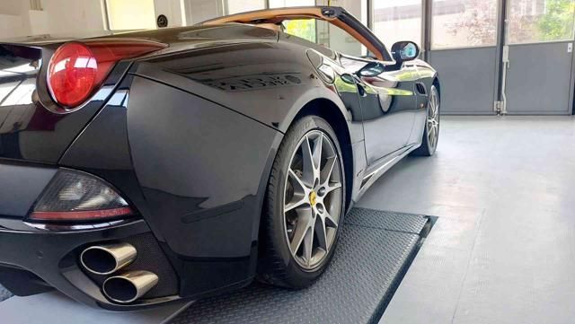 Ferrari California 2012