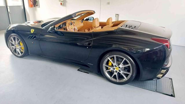 Ferrari California 2012