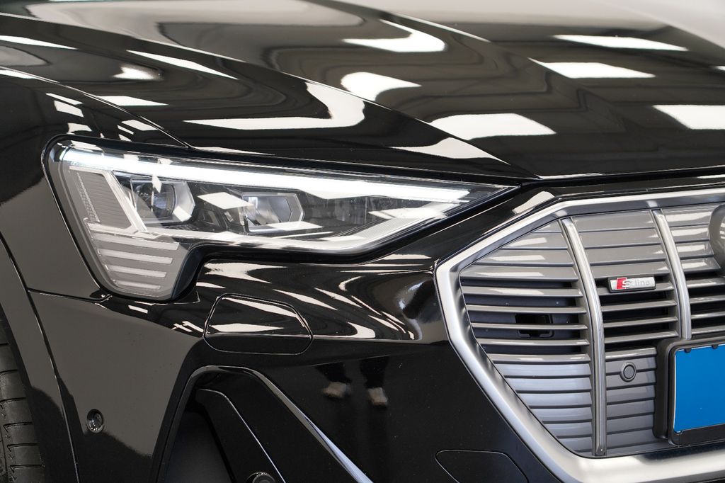 Audi e-tron 2022