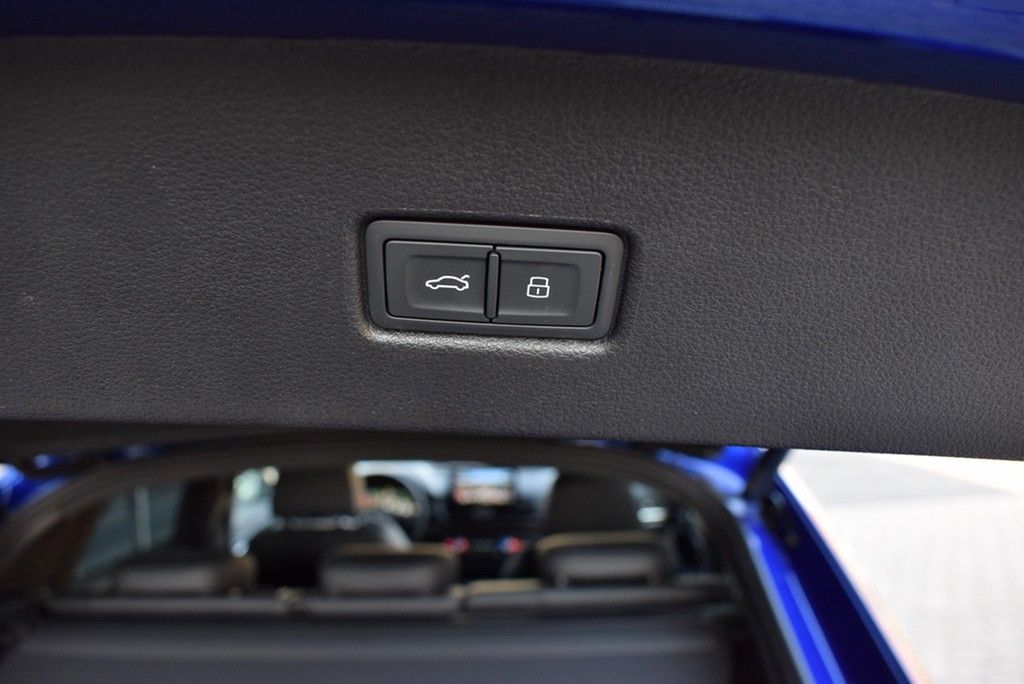Audi SQ5 2022