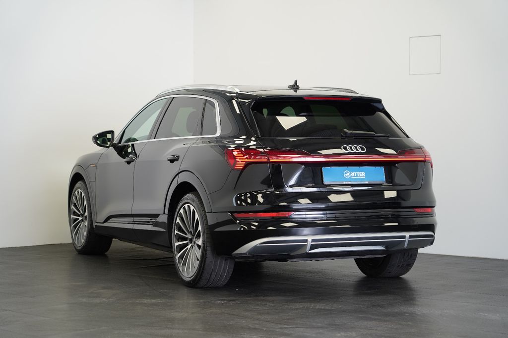 Audi e-tron 2022