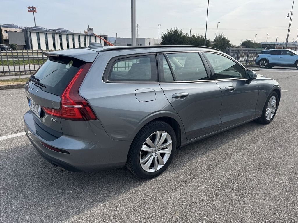 Volvo V60 2021