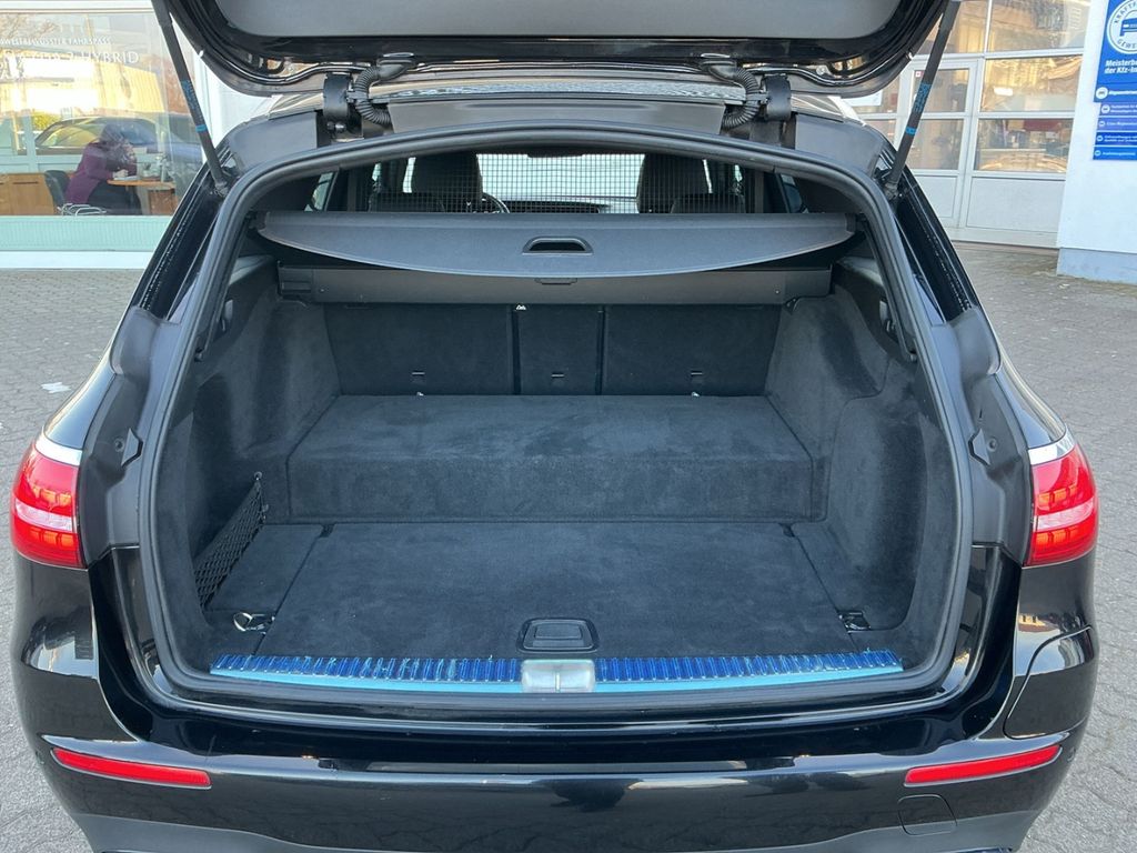 Mercedes-Benz E 300 2022