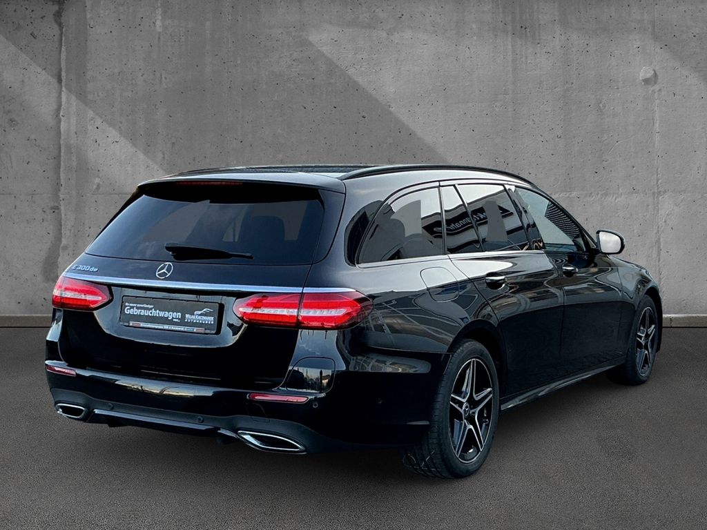 Mercedes-Benz E 300 2022