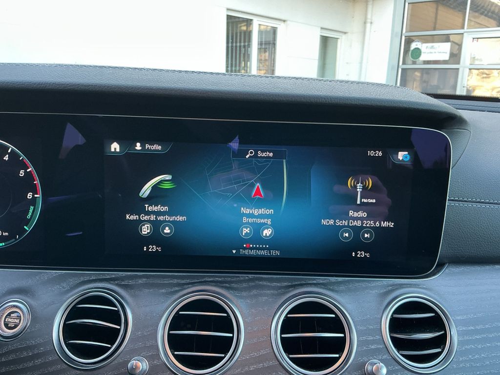 Mercedes-Benz E 300 2022