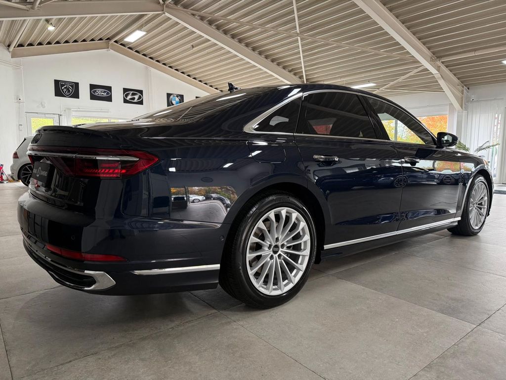 Audi A8 2023