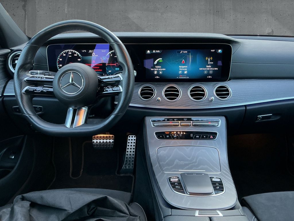 Mercedes-Benz E 300 2022