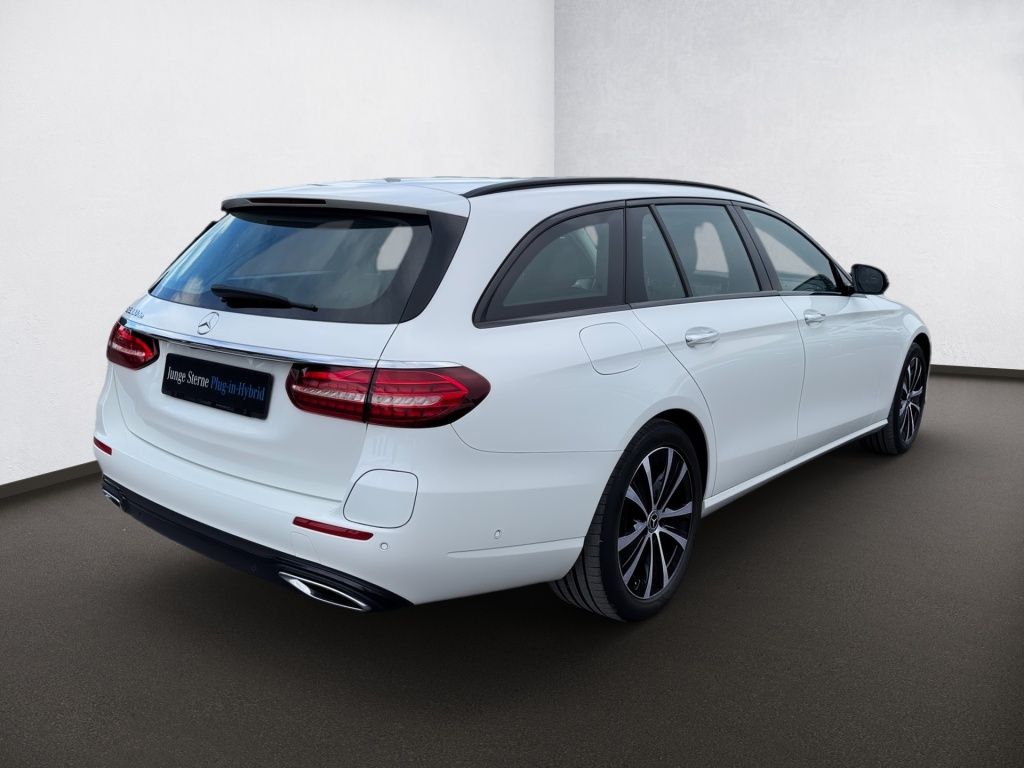 Mercedes-Benz E 300 2022