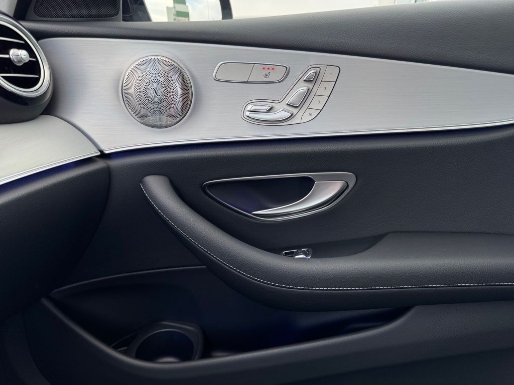 Mercedes-Benz E 300 2022