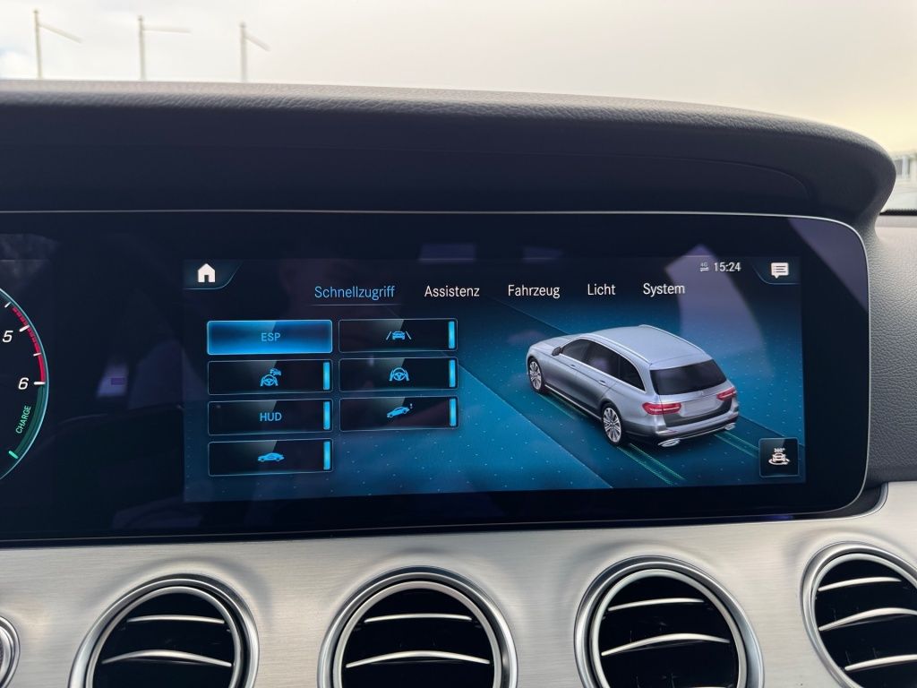 Mercedes-Benz E 300 2022