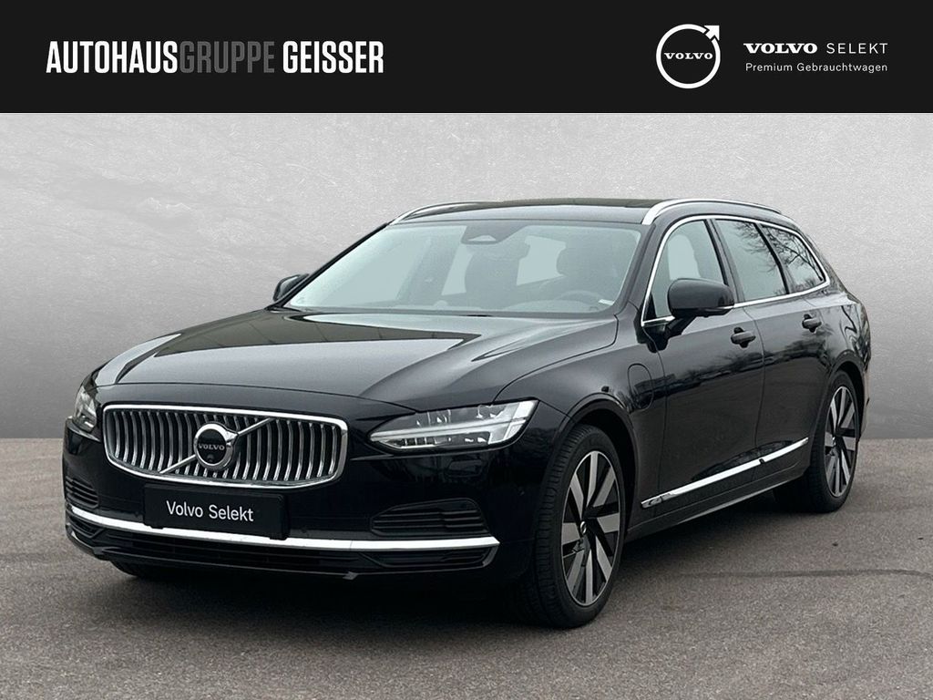 Volvo V90 2025