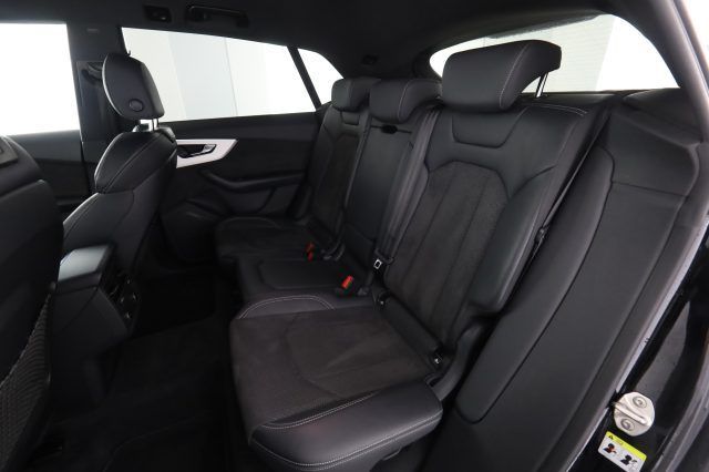 Audi Q8 2021
